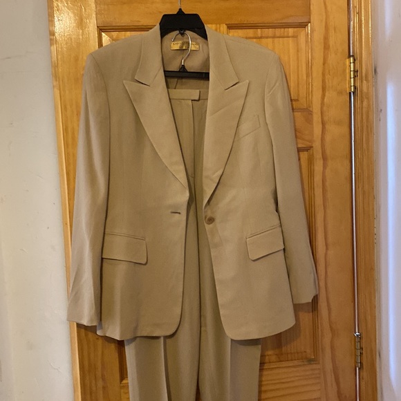 Donna Karan Suit Signature Made in Italy Wool Stretch Timeless Pant Suit - Picture 14 of 16